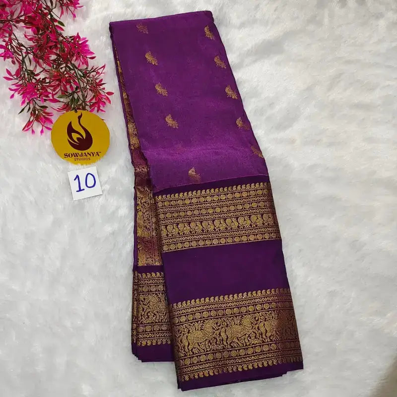 VINTAGE Seiko Gadwal Pattu Sarees - WAVE10