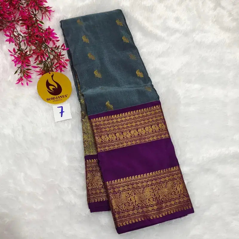 VINTAGE Seiko Gadwal Pattu Sarees - WAVE7
