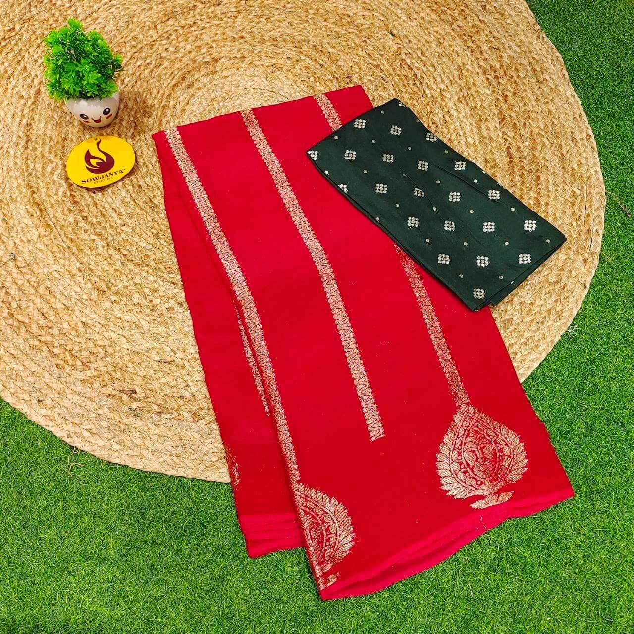Premium Viscose Crape Georgette's Saree's - SSRUS7(RED)