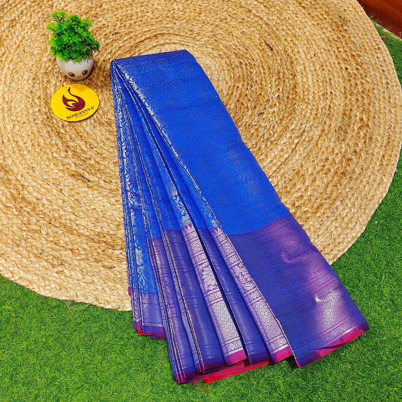 Premium Fancy Pattu Sarees - SSAKA43