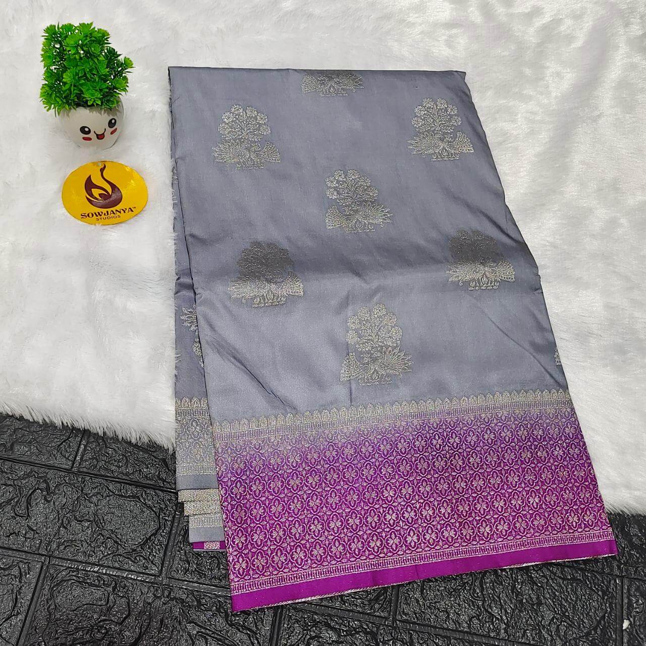 Pure Dola Silk with Zari work Sarees - SSPDS12