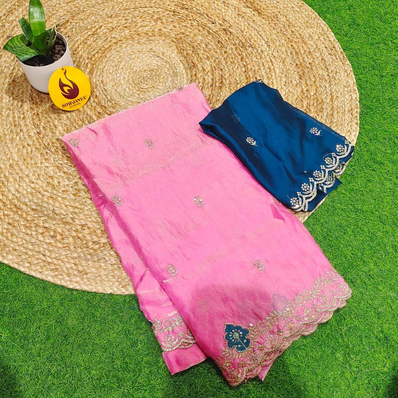Premium Space Silk Sarees- SSSQU1