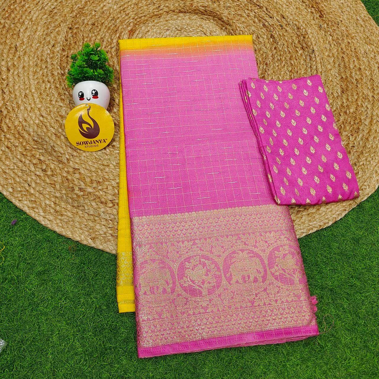 Premium Viscose Sarees With Zari Weaving - SSBST2