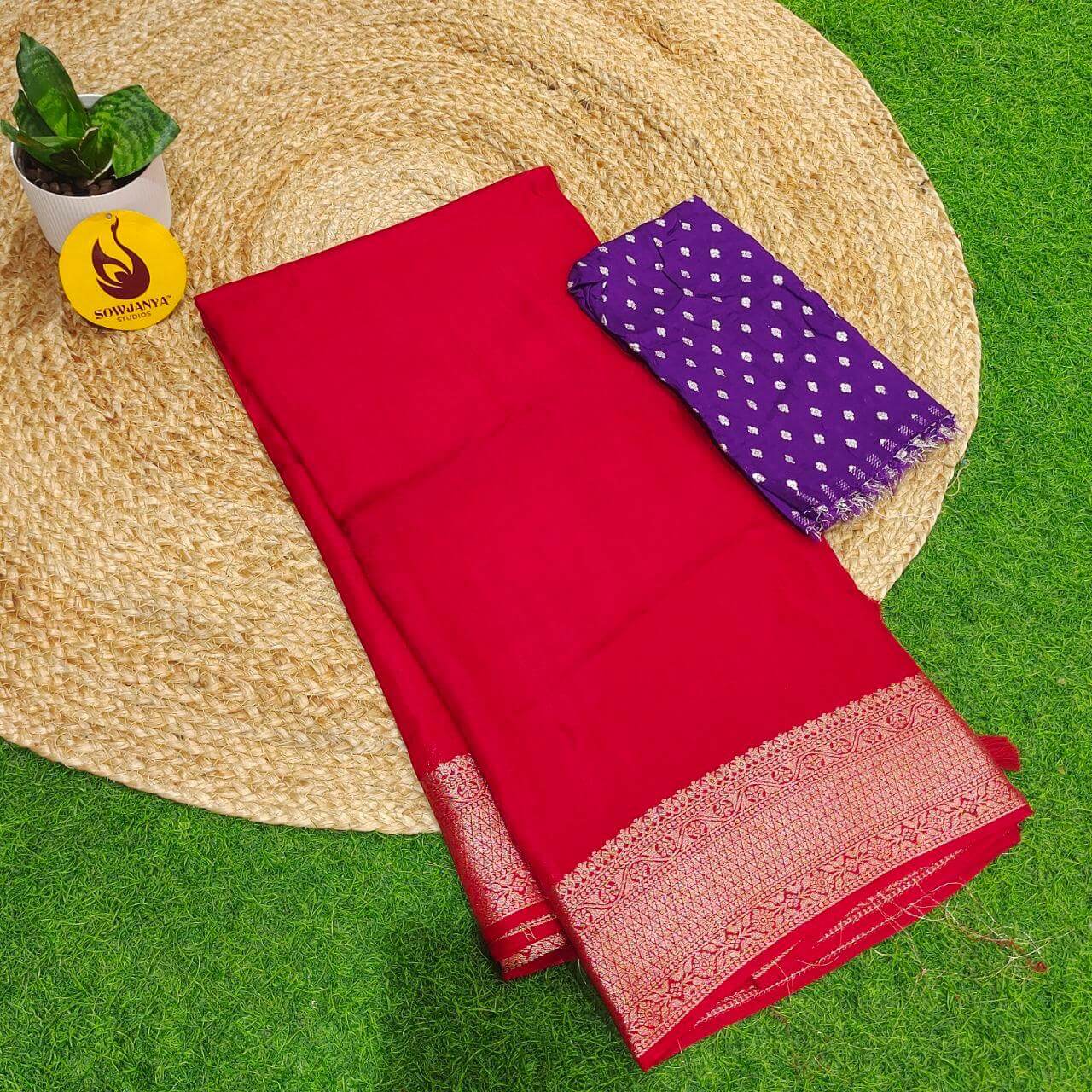 Premium Viscose Crape Georgette Saree's - SSBRC02(Red)