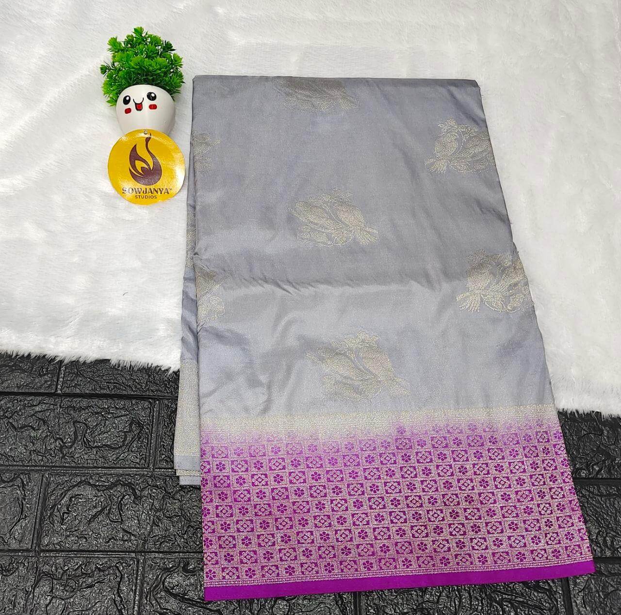 Pure Dola Silk with Zari work Sarees - SSPDS14