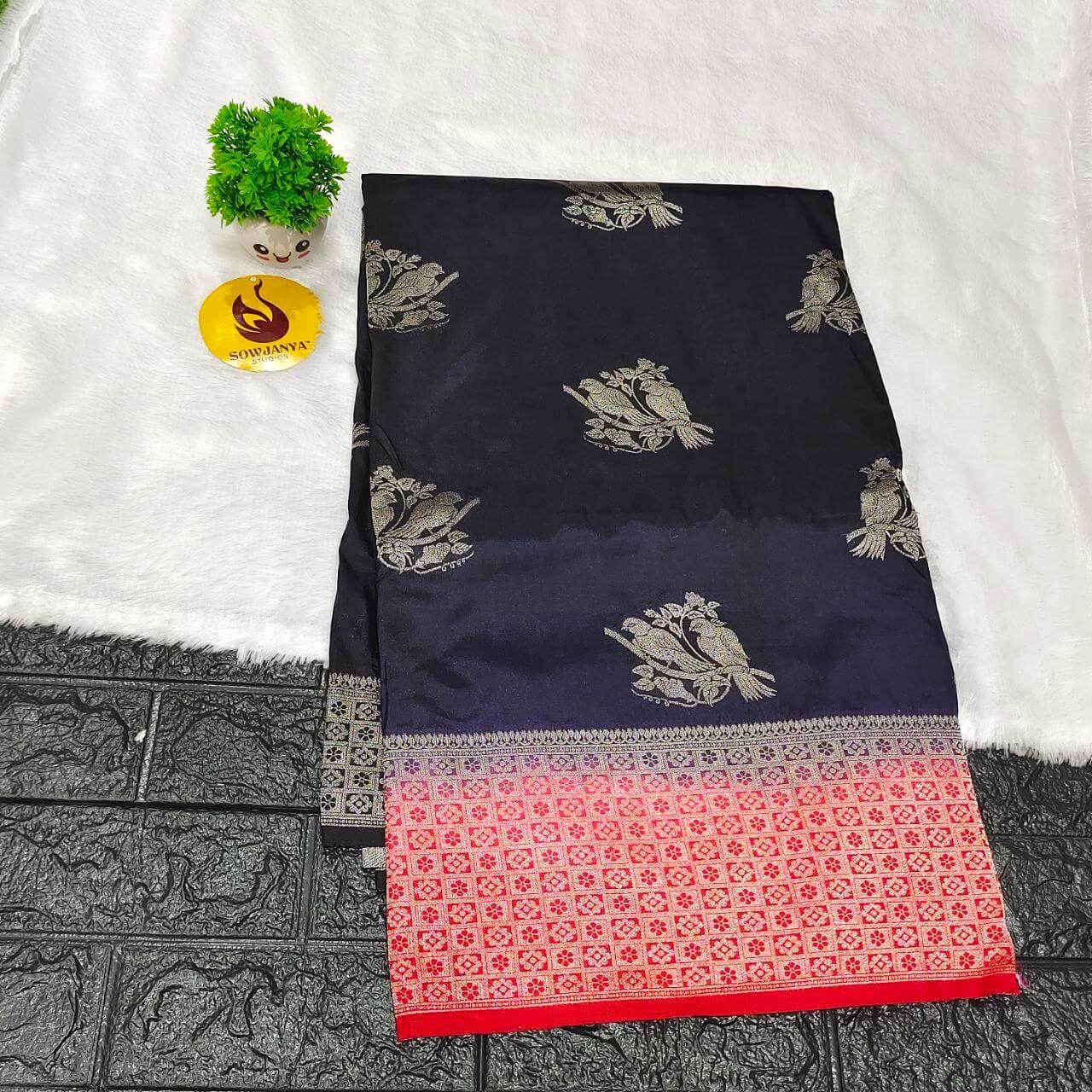 Pure Dola Silk with Zari work Sarees - SSPDS22