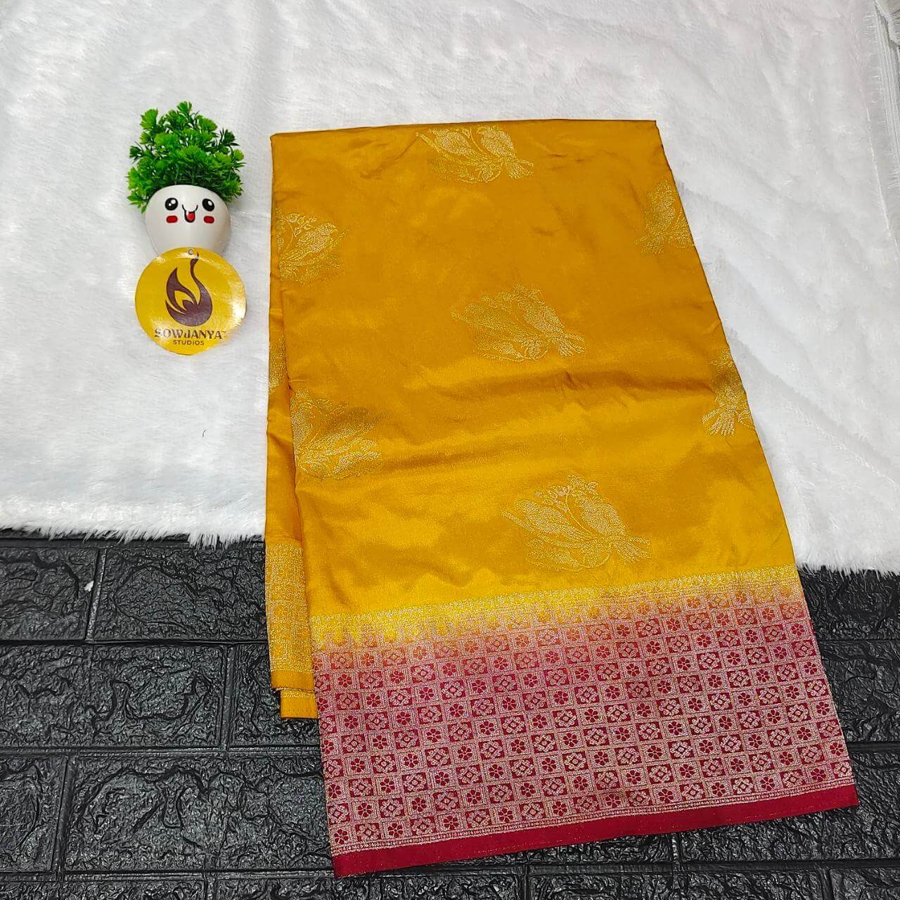 Pure Dola Silk with Zari work Sarees - SSPDS17