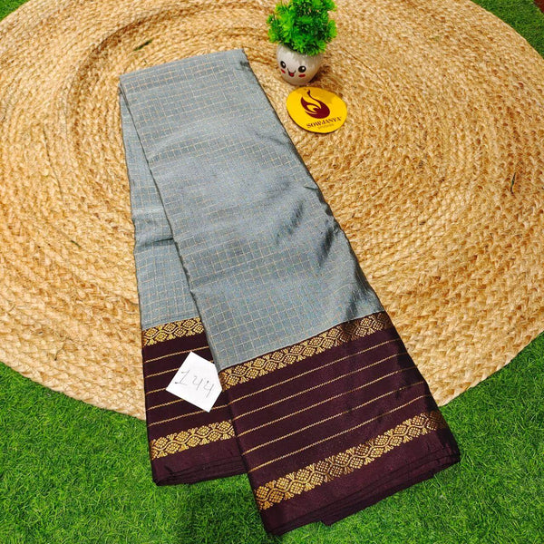 VINTAGE Seiko Gadwal Pattu Sarees - WAVE144