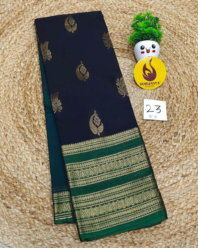 VINTAGE Seiko Gadwal Pattu Sarees - WAVE023