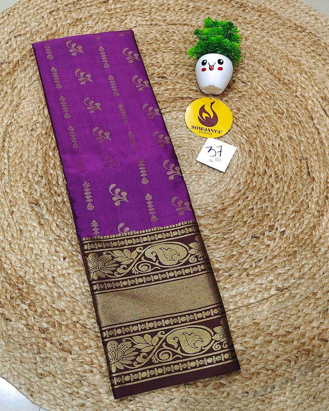 VINTAGE Seiko Gadwal Pattu Sarees - WAVE037