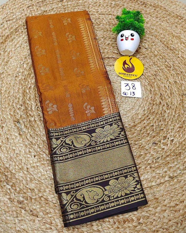 VINTAGE Seiko Gadwal Pattu Sarees - WAVE038