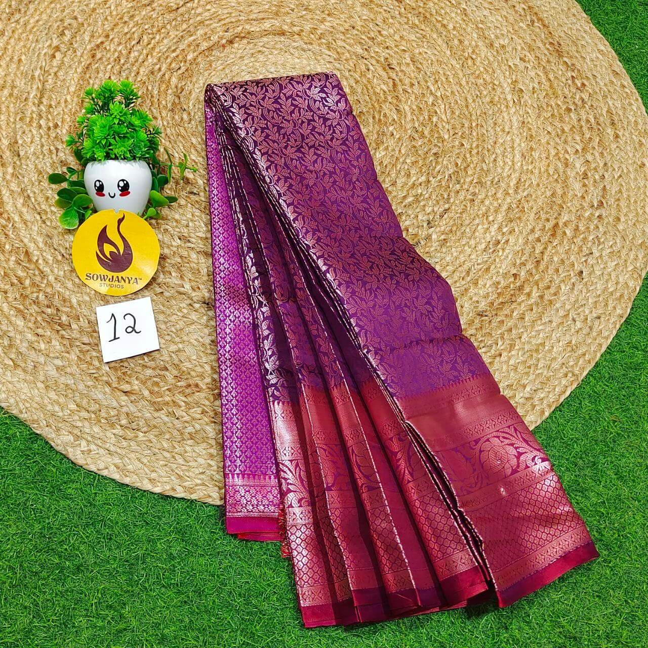 Premium Fancy Pattu Sarees - SSAKA012