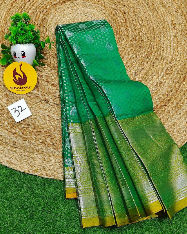 Premium Fancy Pattu Sarees - SSAKA032