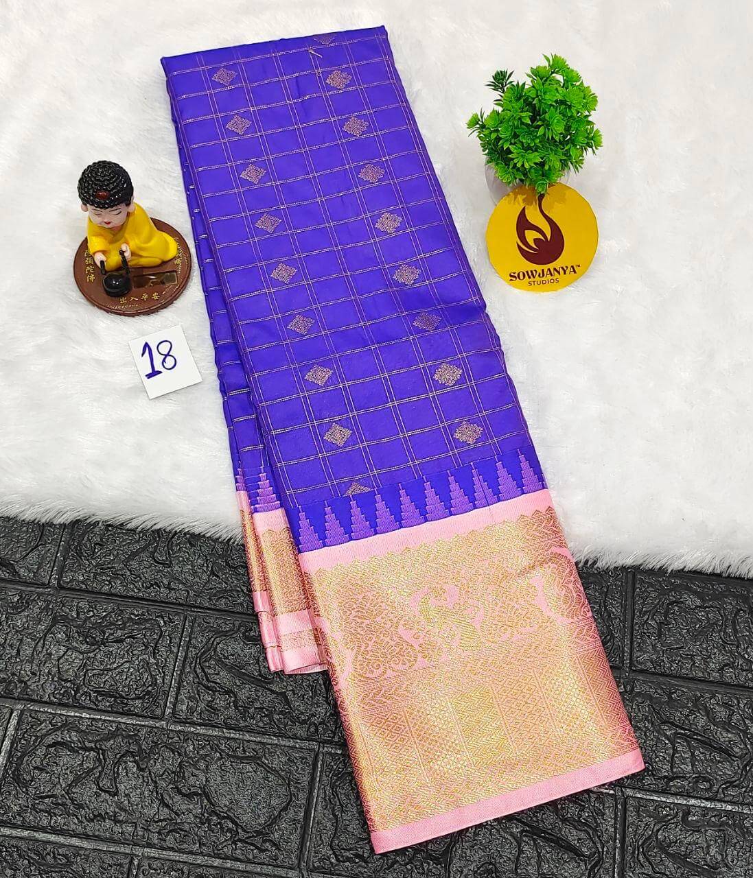 Premium Semi Gadwal  Sarees - VIBE18