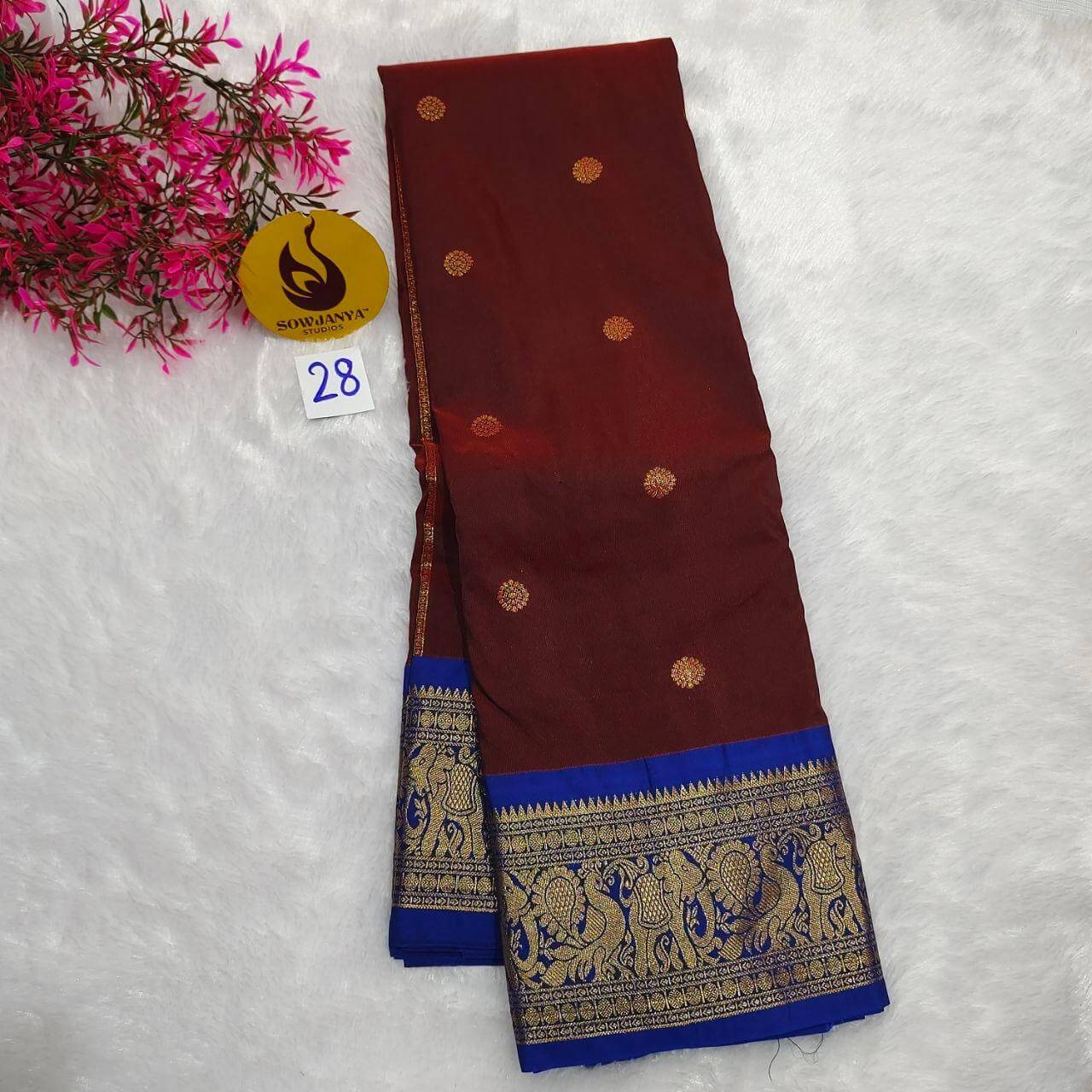 VINTAGE Seiko Gadwal Pattu Sarees(28)  - WAVE