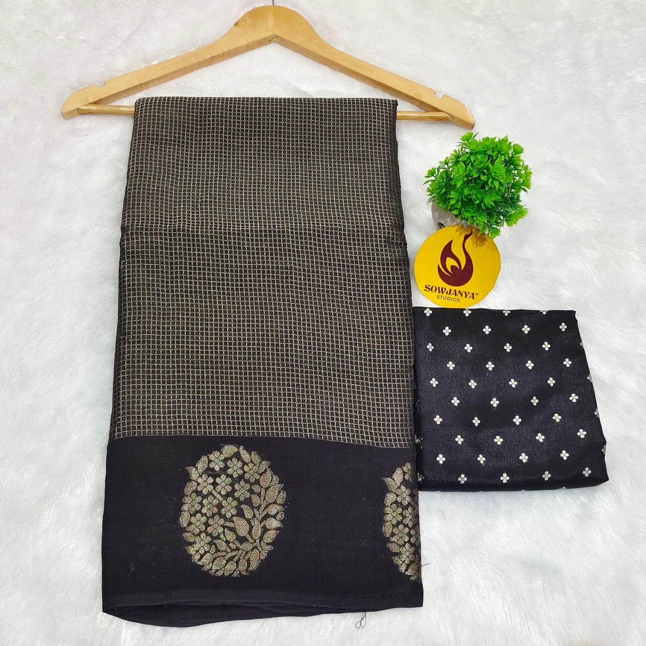 Viscose Crape Chex Saree With Designer Border(black) - SSCDB