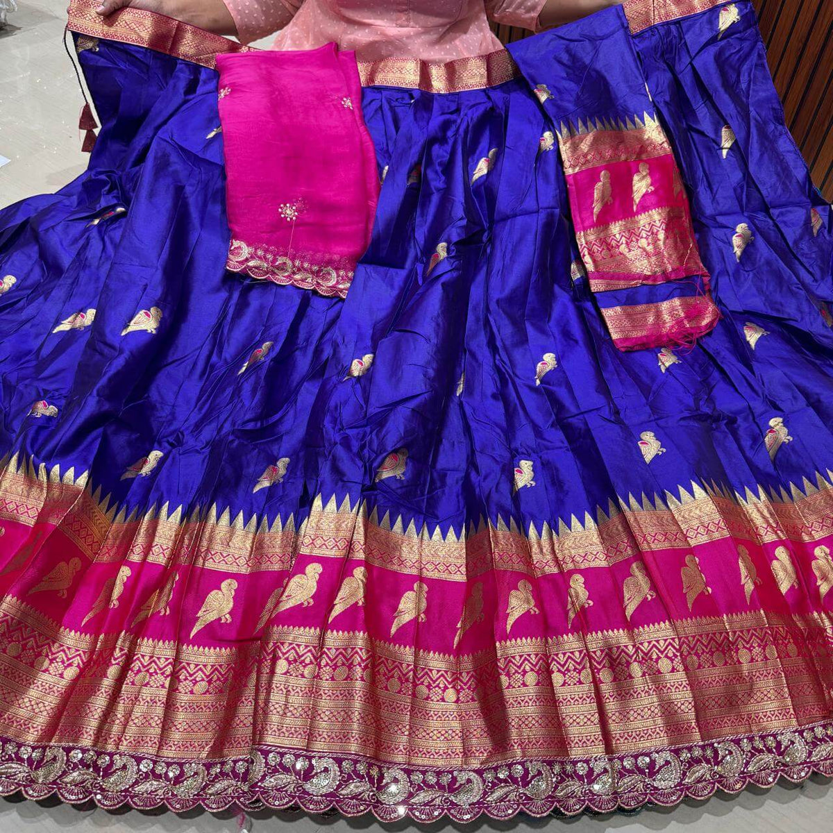 Designer pattu Style Lehangas - LHCRM