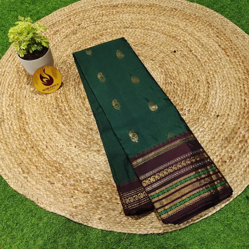 VINTAGE Seiko Gadwal Sarees - WAVE47