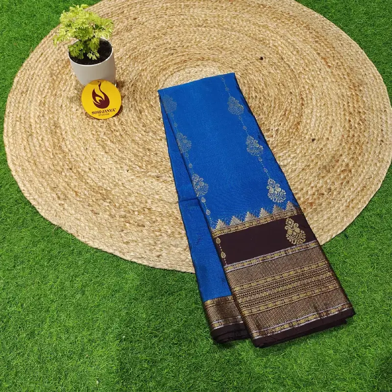 VINTAGE Seiko Gadwal Sarees - WAVE51