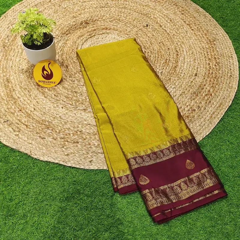 VINTAGE Seiko Gadwal Sarees - WAVE100