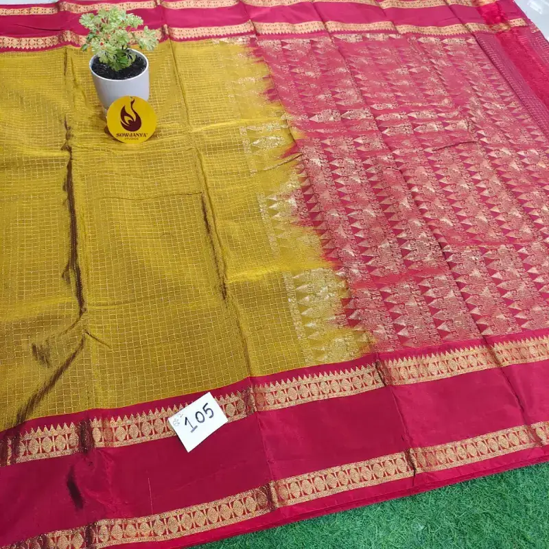 VINTAGE Seiko Gadwal Sarees - WAVE105