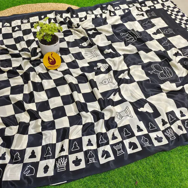 Model Silk Designer Sarees - SCHSS1