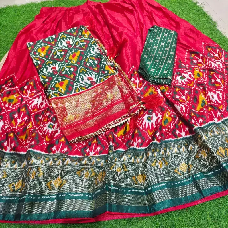 PRINTED Lehanga  Sets - SSLHG8